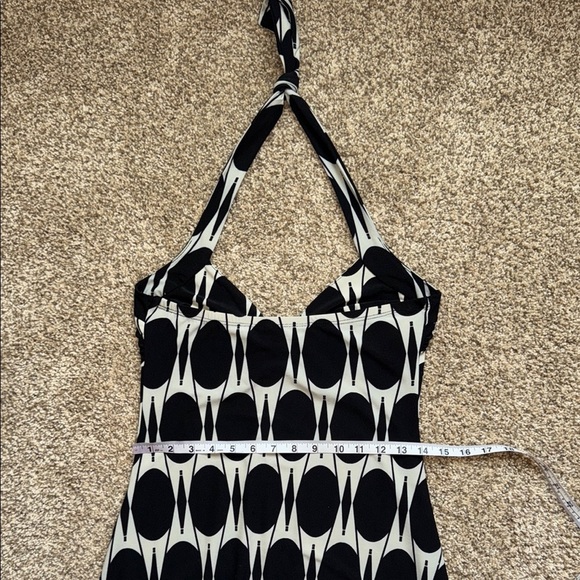 Stylish Black and White Halter Dress - Picture 9 of 11